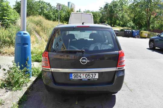 Osobní automobil Opel Zafira